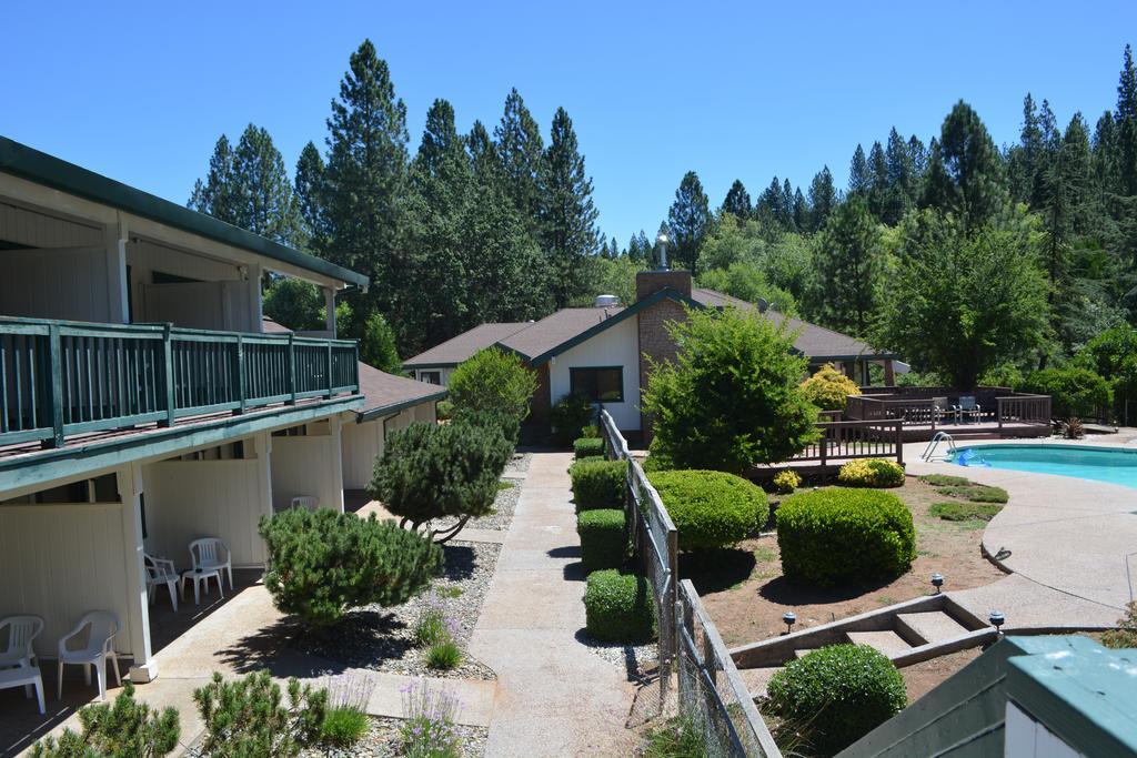 Pioneer Inn & Suites Volcano Eksteriør billede