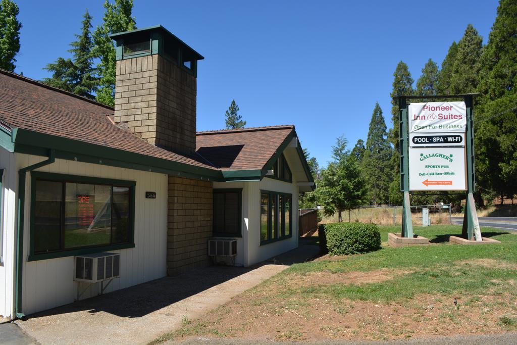 Pioneer Inn & Suites Volcano Eksteriør billede
