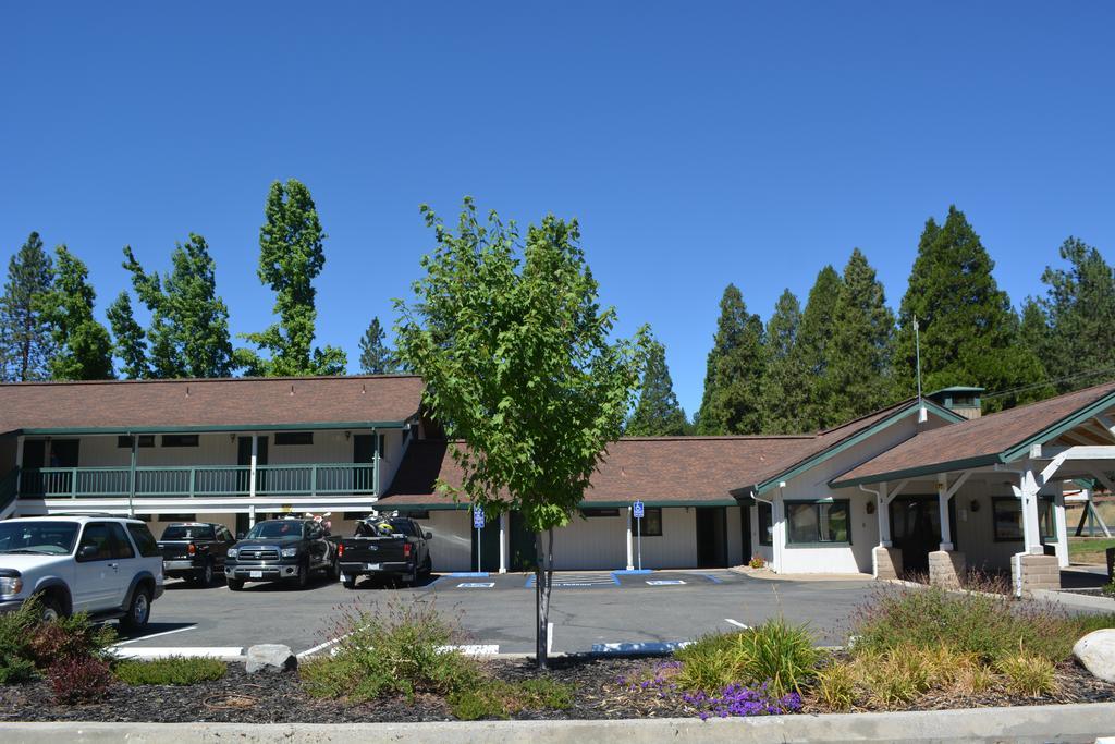 Pioneer Inn & Suites Volcano Eksteriør billede