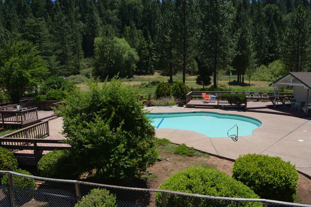 Pioneer Inn & Suites Volcano Eksteriør billede