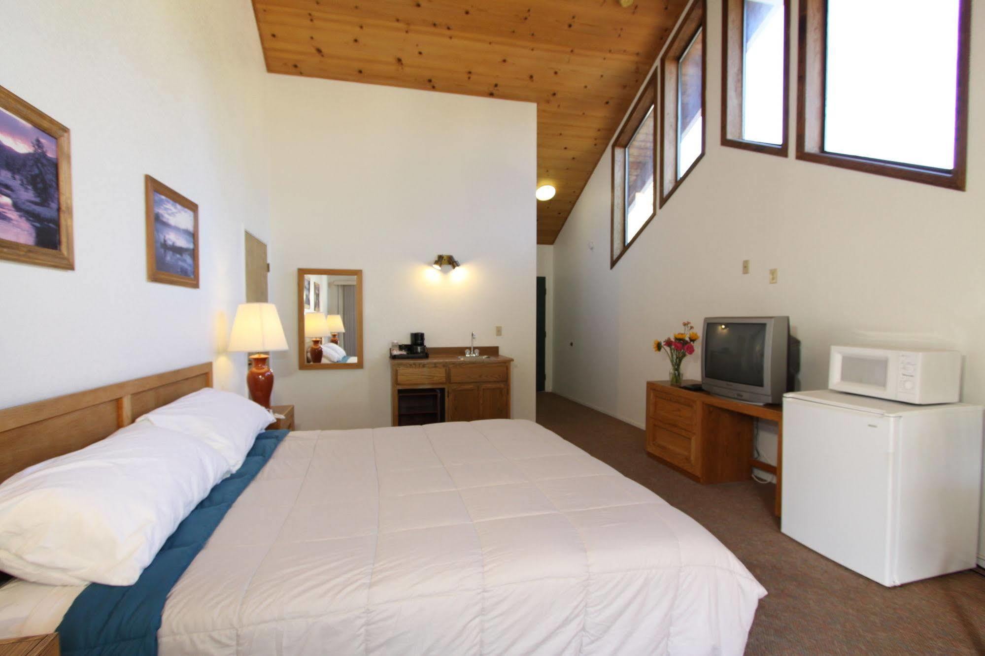 Pioneer Inn & Suites Volcano Eksteriør billede