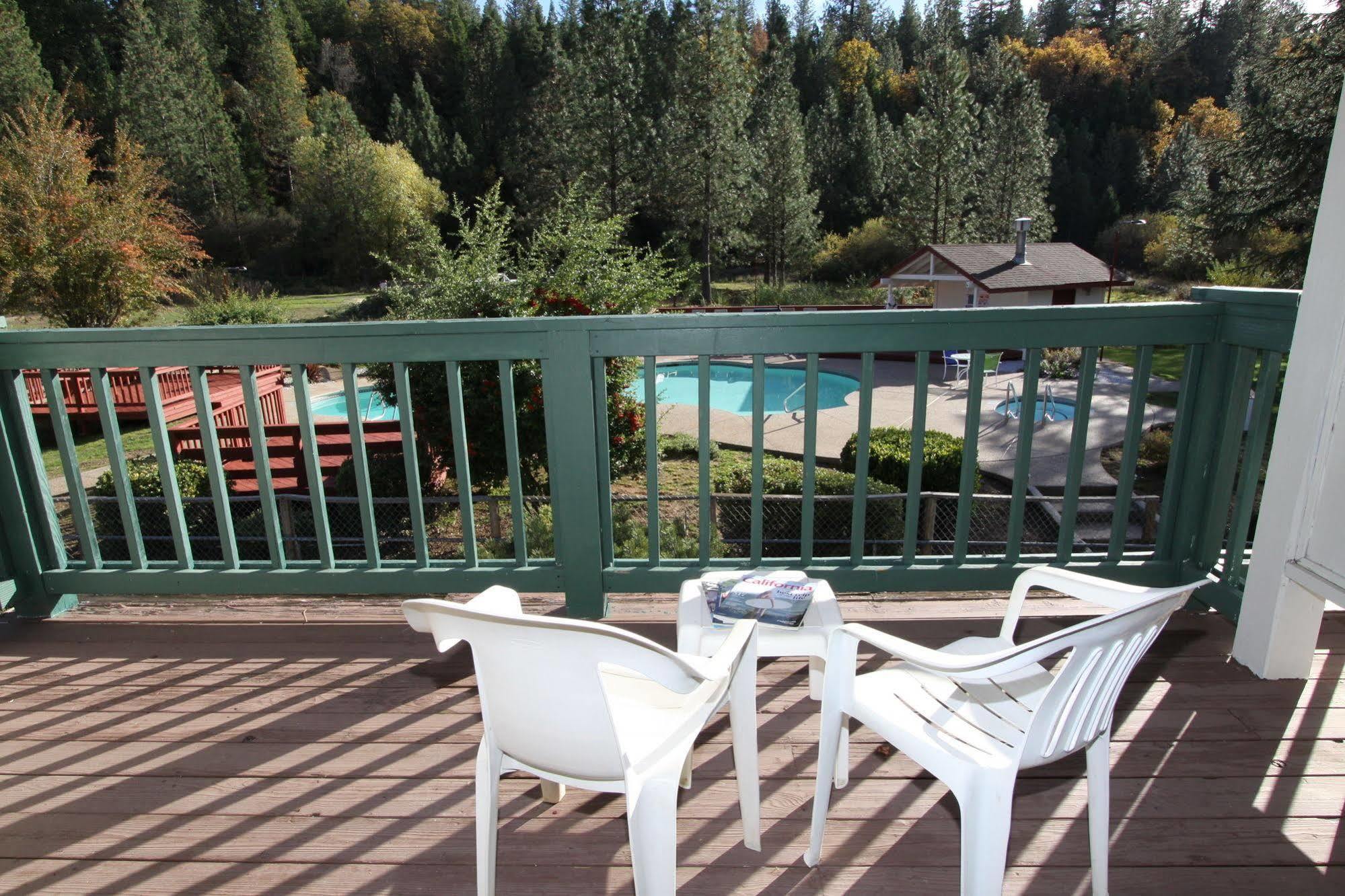 Pioneer Inn & Suites Volcano Eksteriør billede